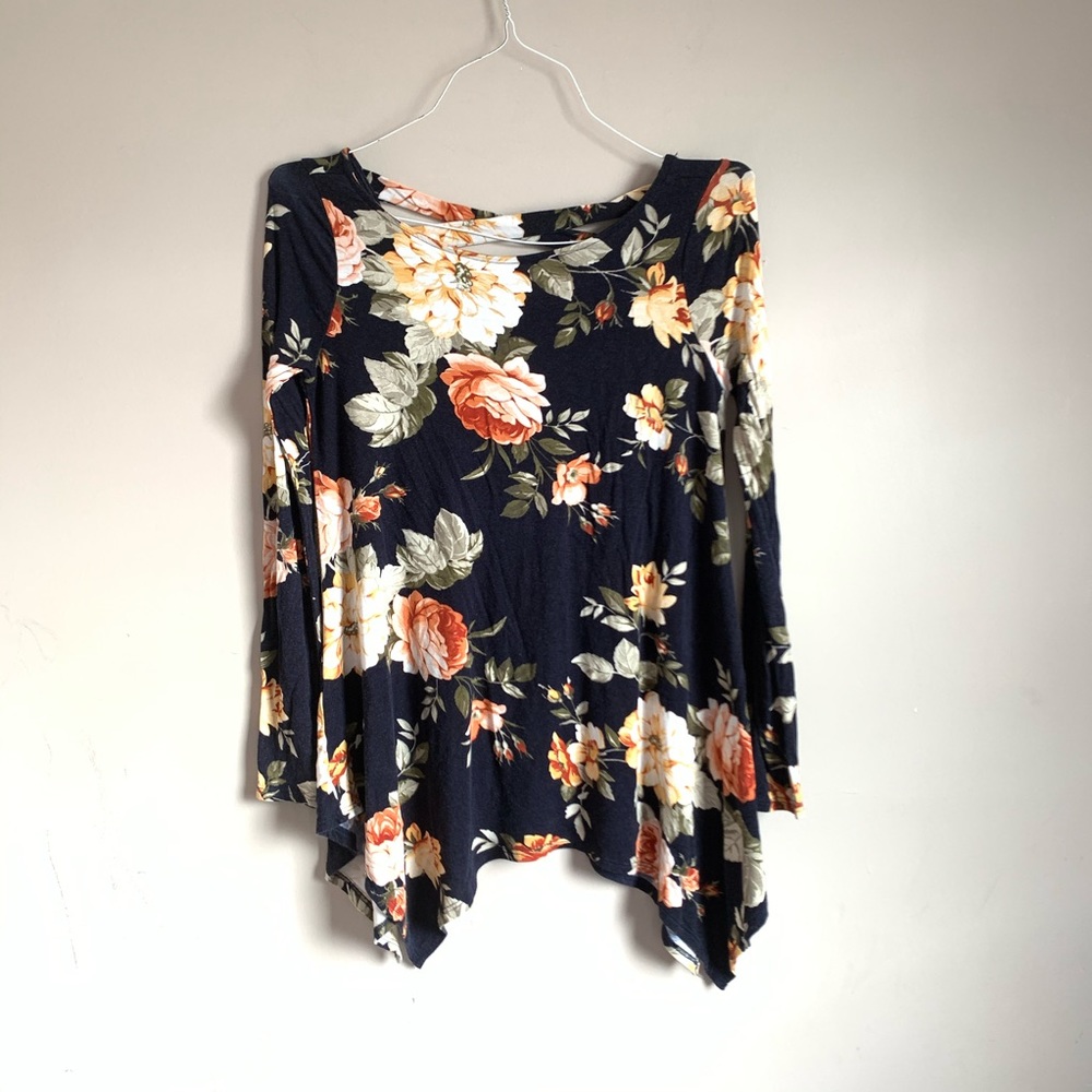 Altar'd State size medium Blue Floral Tunic long
